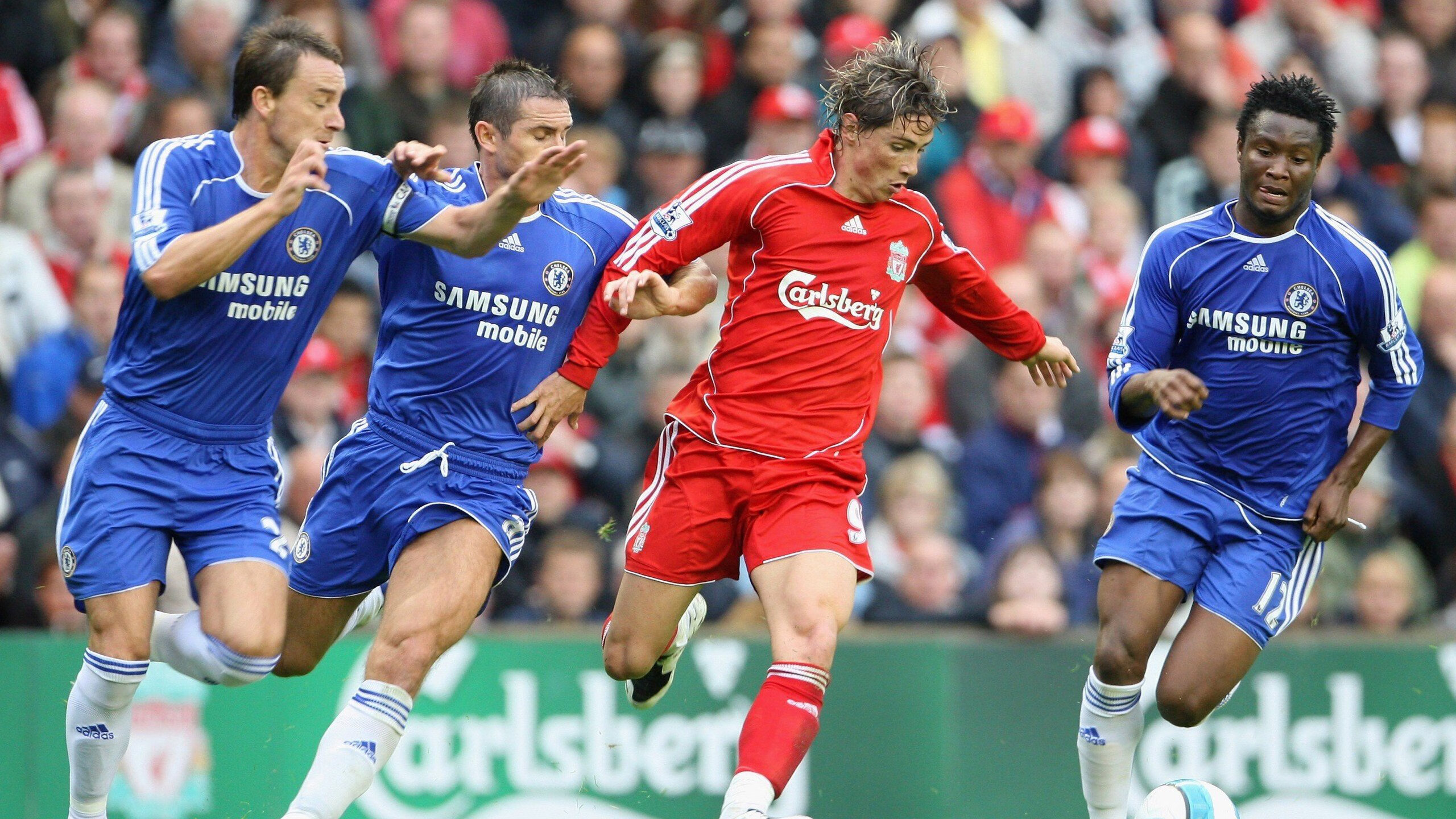 Popovici蝉联男子200 m自由泳金牌