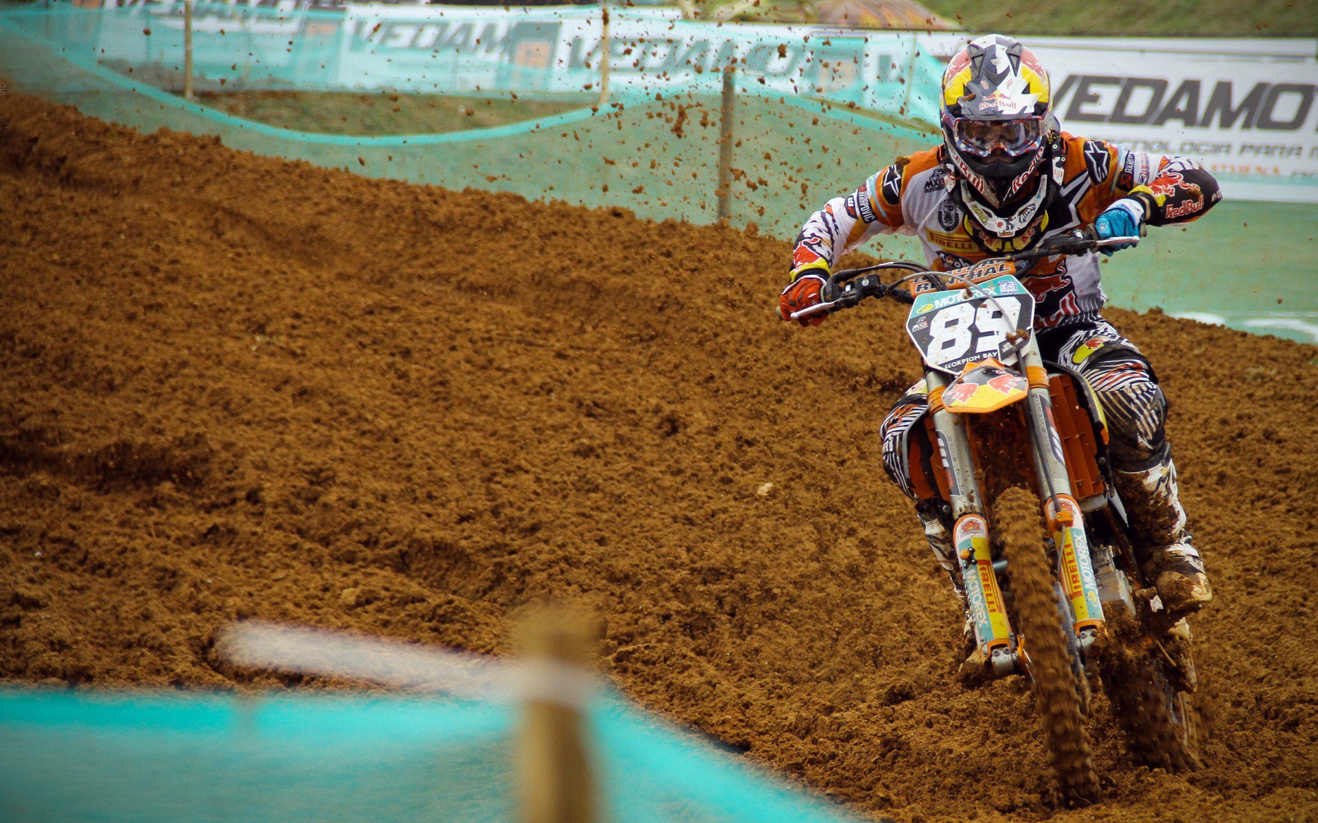 道格拉斯决赛中段强势超越对手，道格拉斯厉害吗